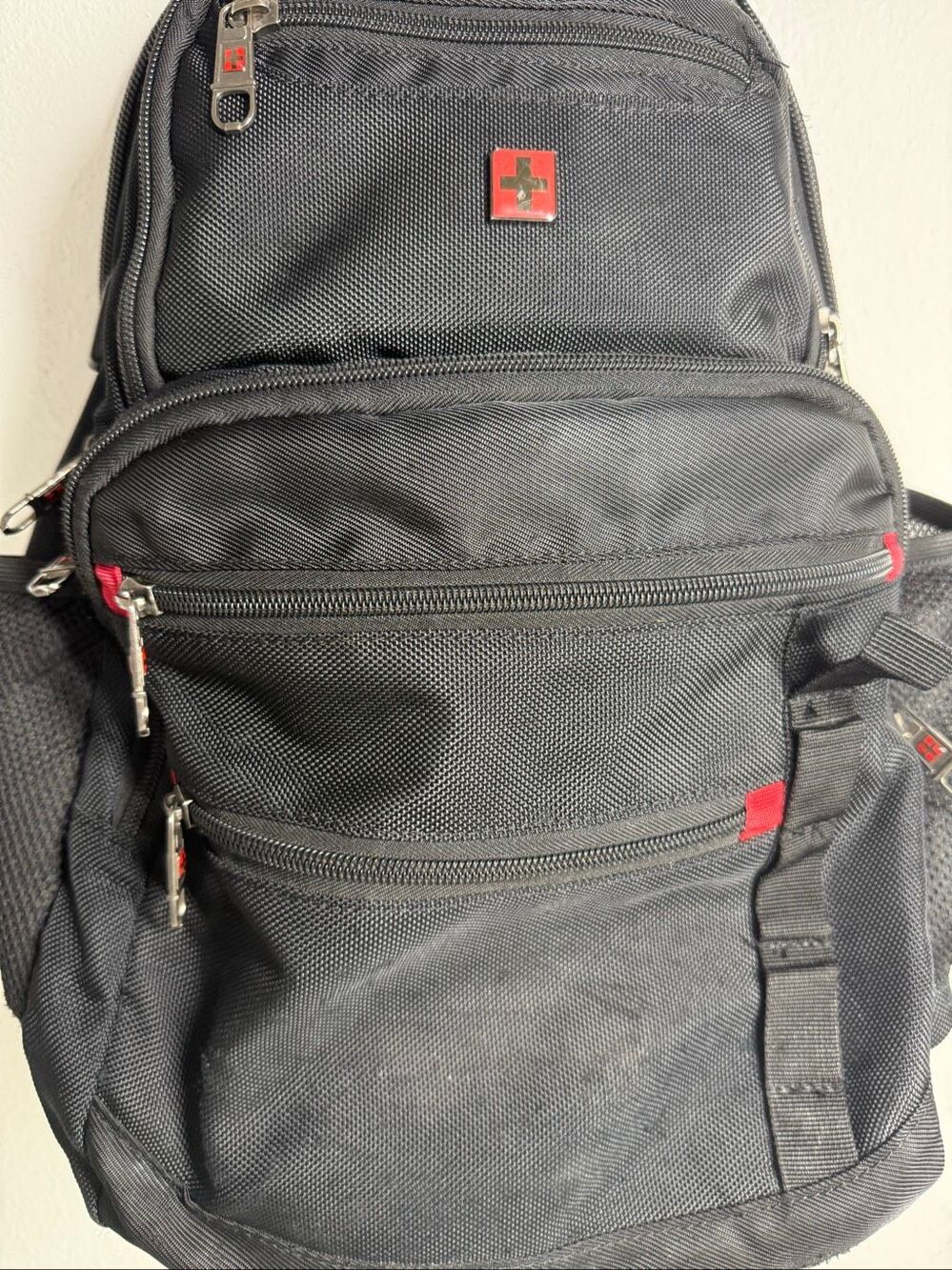Swiss Tech Navigator Backpack - Picture 2 of 16